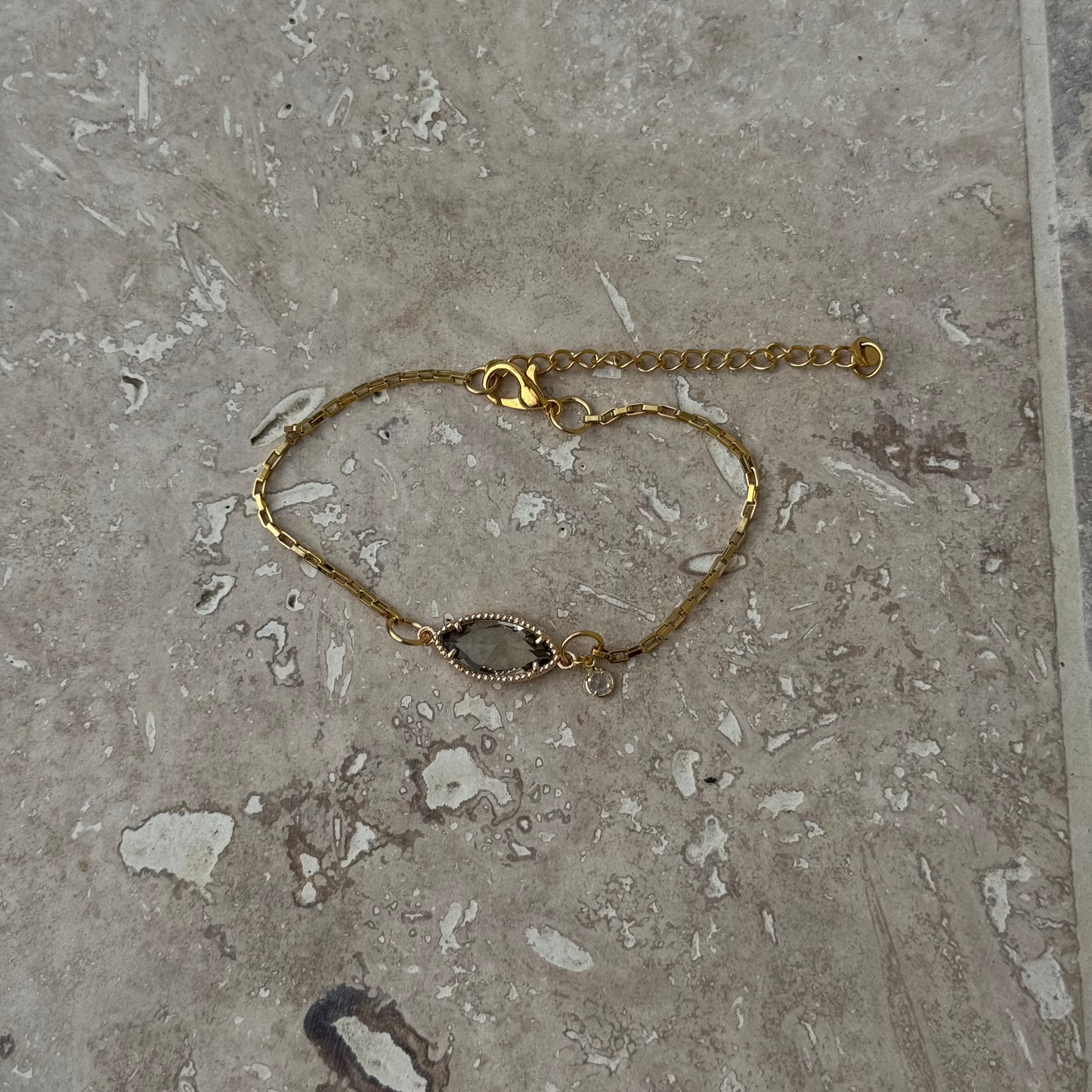 Bracelet ✨Amande Cristalline Grisé✨ Doré