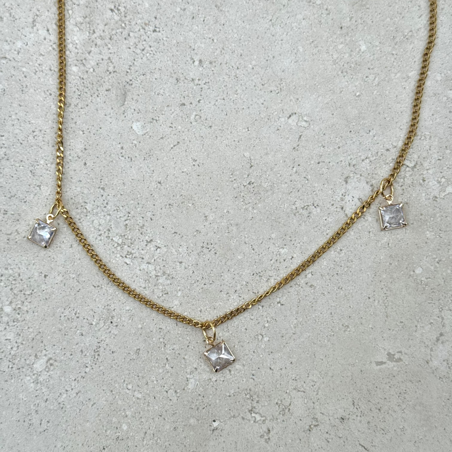 Collier ✨Golden Cubes✨