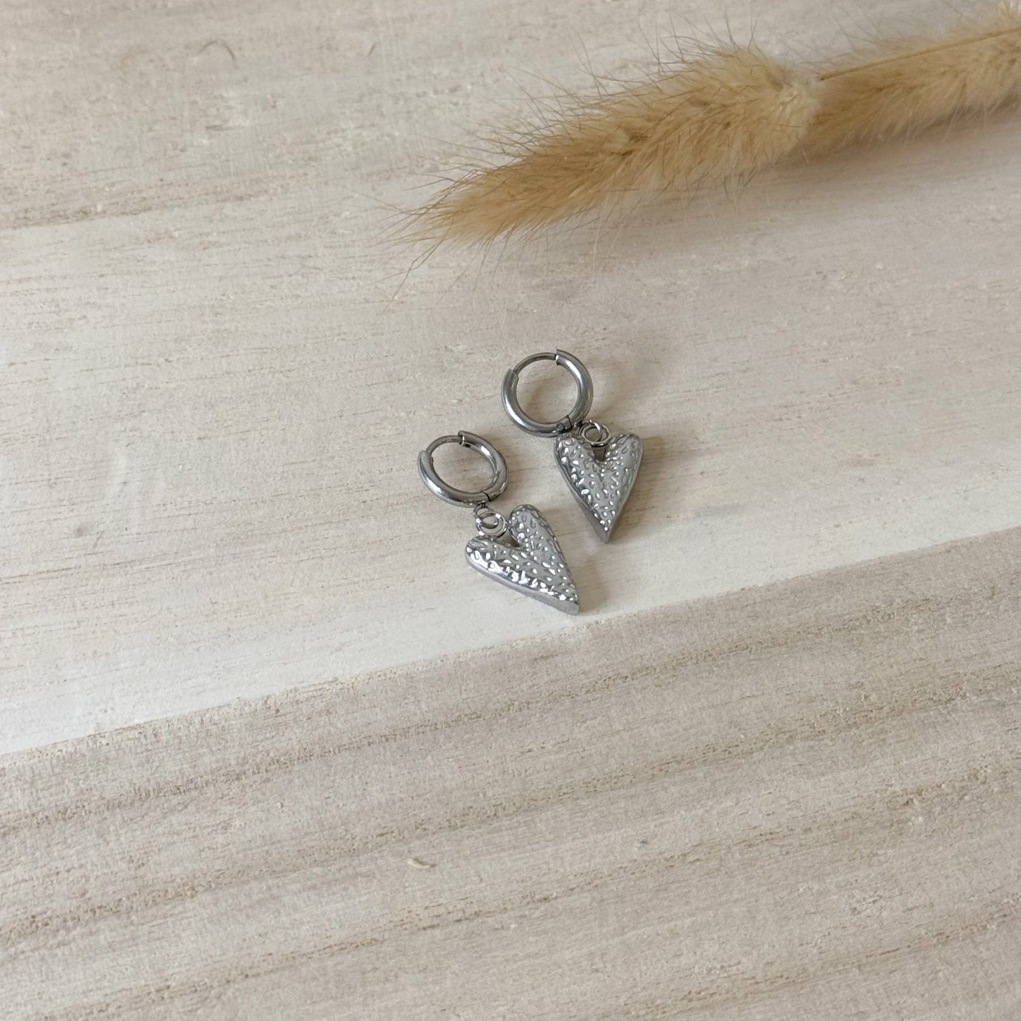 Boucles d'Oreilles ✨Coeur Suspendu Argentée✨