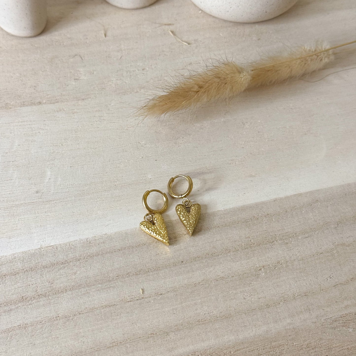 Boucles d'Oreilles ✨Cœur Suspendu Dorée✨