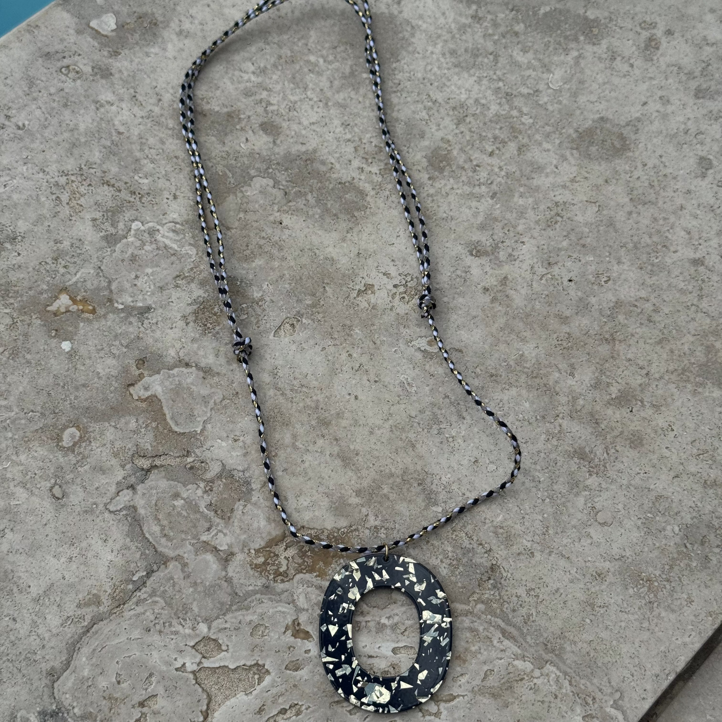 Collier ✨Cercle d’Ombre✨